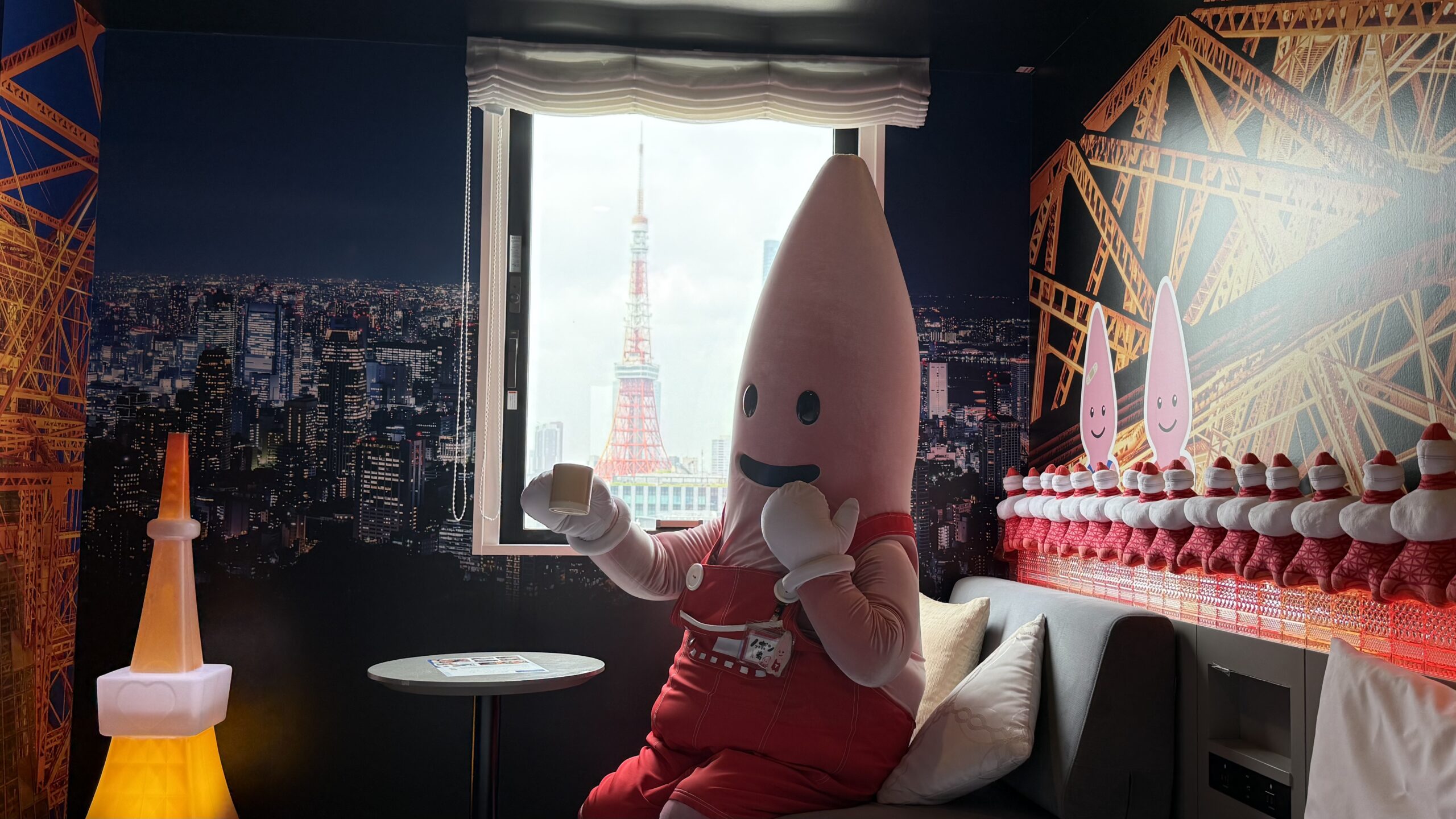 「TOKYO TOWERｘ変なホテル 東京タワーコラボルーム」にノッポン弟が遊びに来てくれました！
