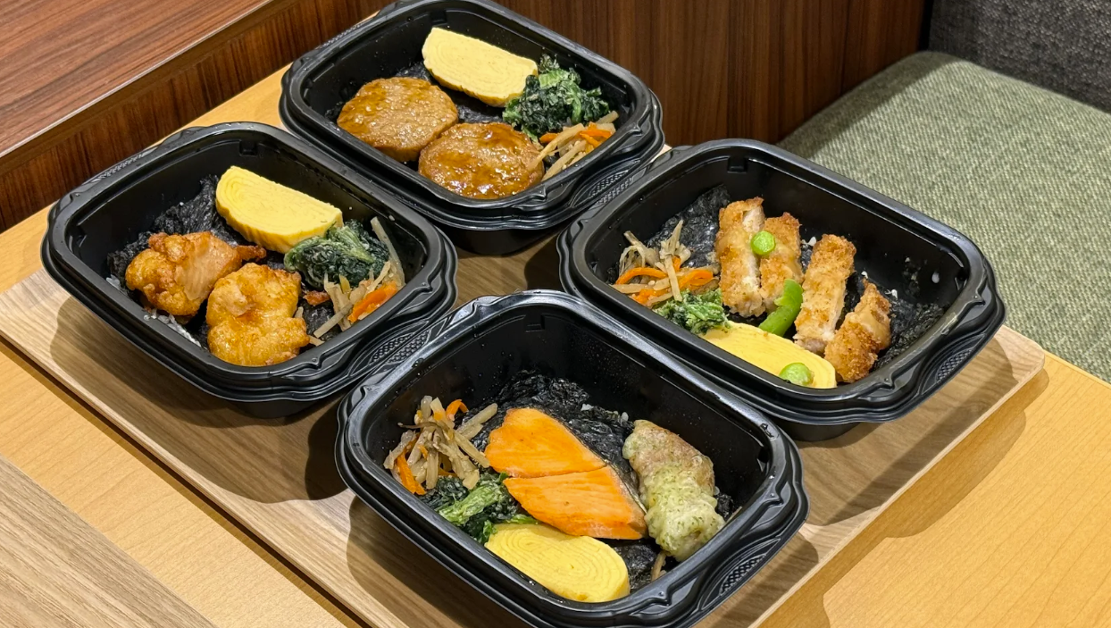 いろいろなお食事を用意しておりますので　　　　　　　　　　連泊でもお楽しみいただけます　　　　　　　　　　　　　　　　※提供内容は変更となる場合がございます